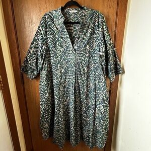 Marketplace Handwork of India Women’s Large Dress Green  w/ Side Pockets & Slit